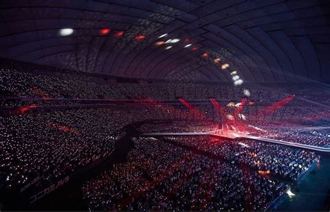  The Tokyo Dome Concert: A Celebration of Friendship and Music Transcending Boundaries